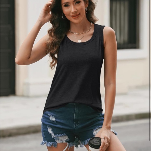 Womens Loose Fit Casual Flowy Tank Tops Round Neck Trendy Sleeveless Summer Tops - Picture 5 of 5